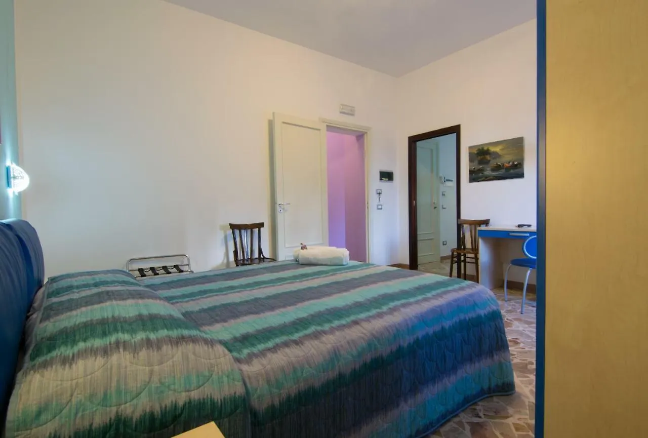 Bed & Breakfast B&B Alighieri 21 San Vito Lo Capo Italy